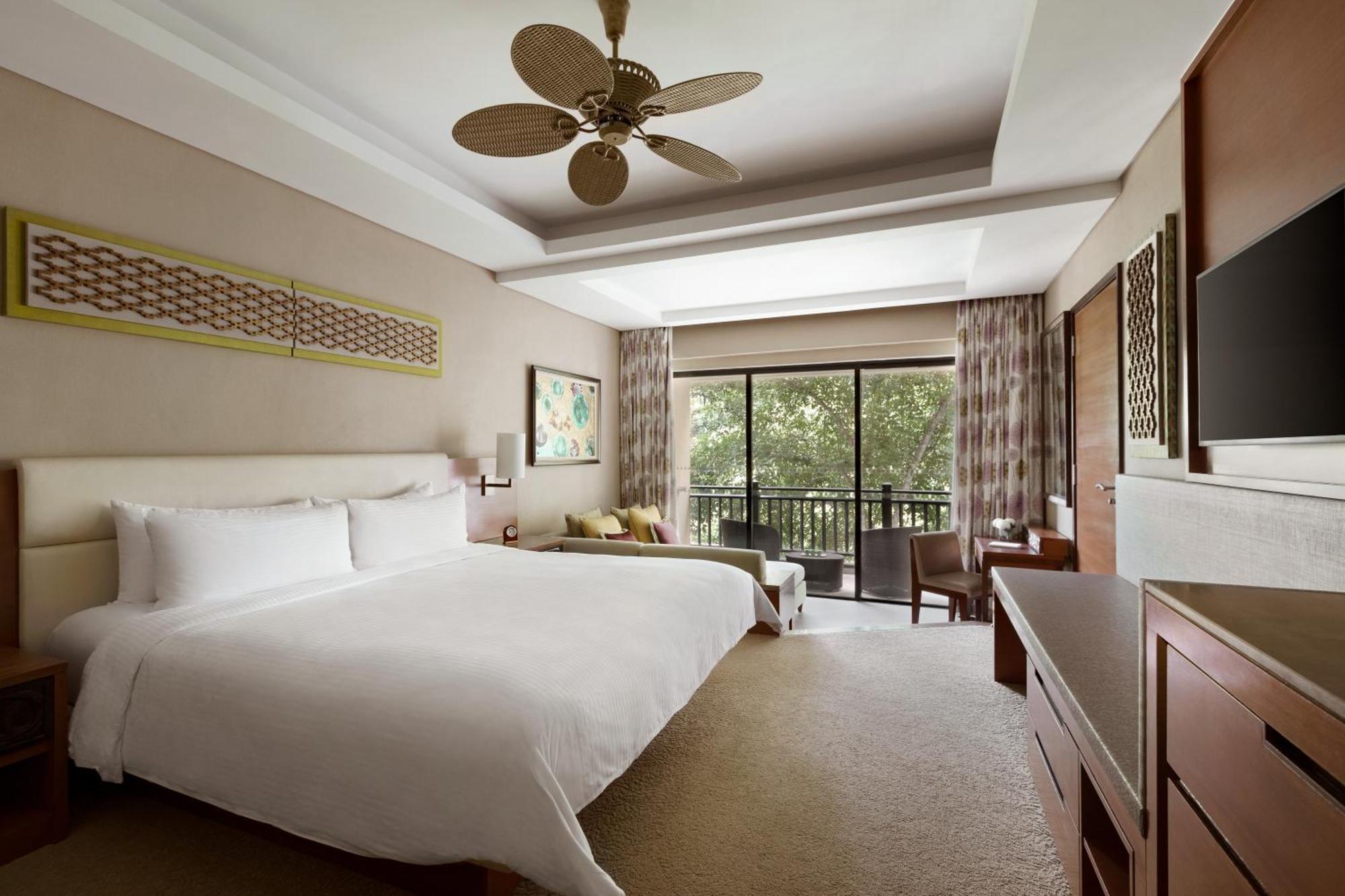 Garden Wing Superior Rainforest King Room